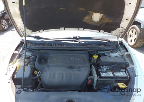 2013 Dodge Dart Sxt z USA, uszkodzony, nr VIN 1C3CDFBA7DD305623